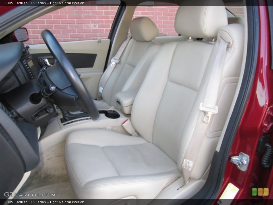 Light Neutral Interior Photo for the 2005 Cadillac CTS Sedan #60834480