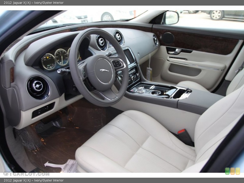 Ivory/Oyster 2012 Jaguar XJ Interiors