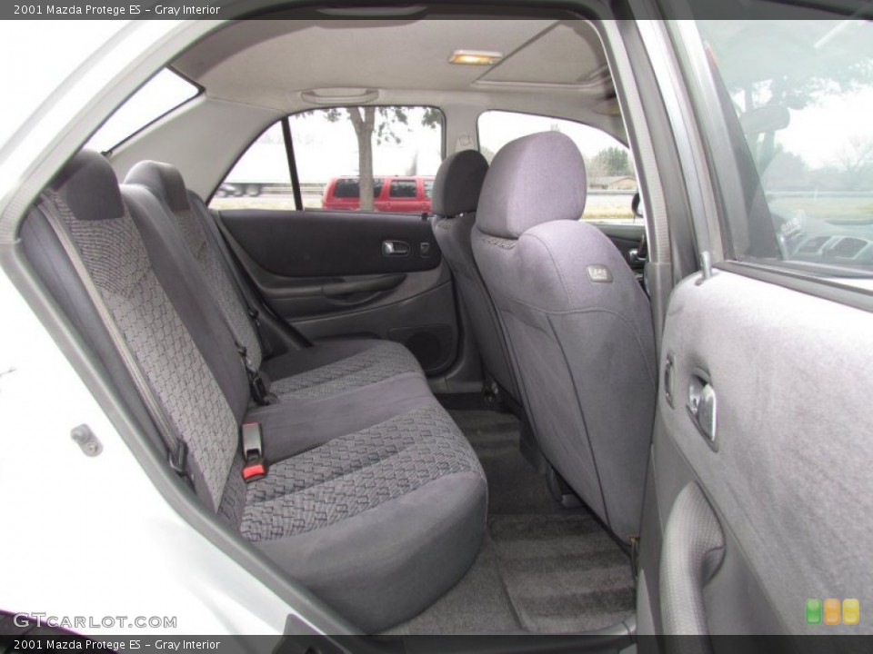 Gray Interior Photo for the 2001 Mazda Protege ES #60846369