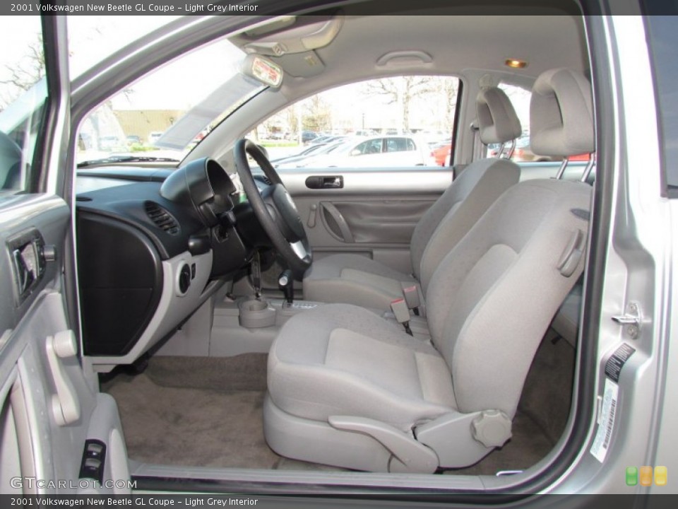 Light Grey Interior Photo for the 2001 Volkswagen New Beetle GL Coupe #60847115