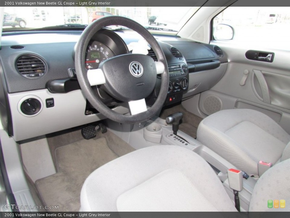 Light Grey Interior Photo for the 2001 Volkswagen New Beetle GL Coupe #60847159