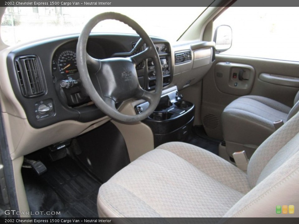 Neutral Interior Photo for the 2002 Chevrolet Express 1500 Cargo Van #60848103