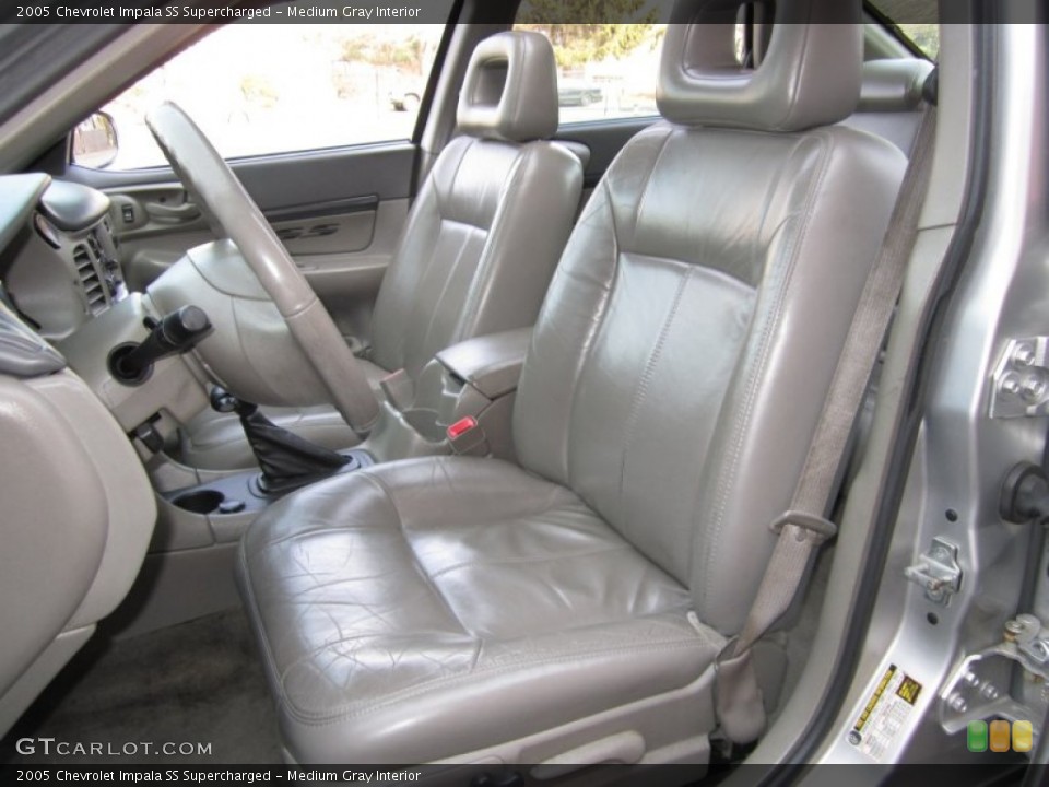 Medium Gray Interior Photo for the 2005 Chevrolet Impala SS Supercharged #60848583