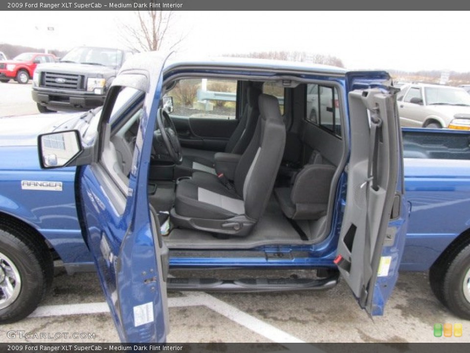 Medium Dark Flint Interior Photo for the 2009 Ford Ranger XLT SuperCab #60854348