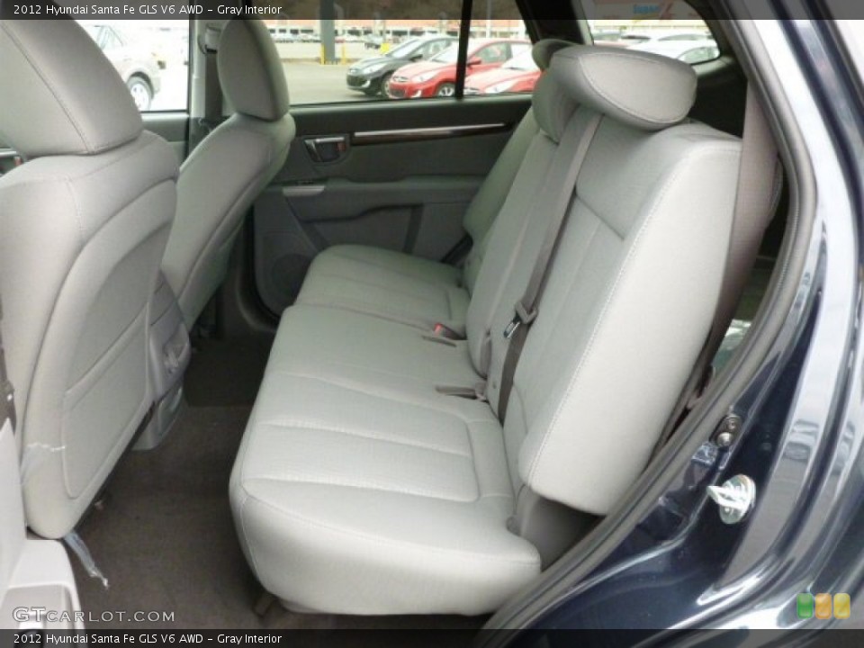 Gray Interior Photo for the 2012 Hyundai Santa Fe GLS V6 AWD #60855940