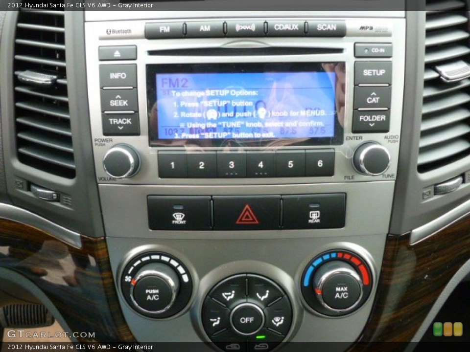 Gray Interior Controls for the 2012 Hyundai Santa Fe GLS V6 AWD #60855981