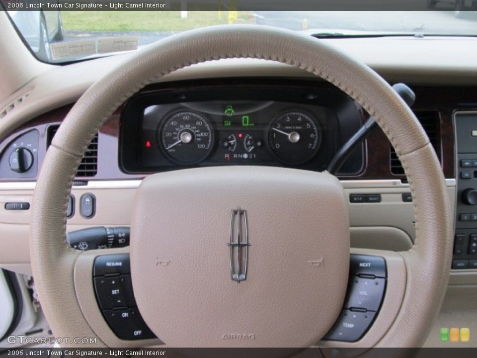 Light Camel Interior Steering Wheel for the 2006 Lincoln Town Car Signature #60857564