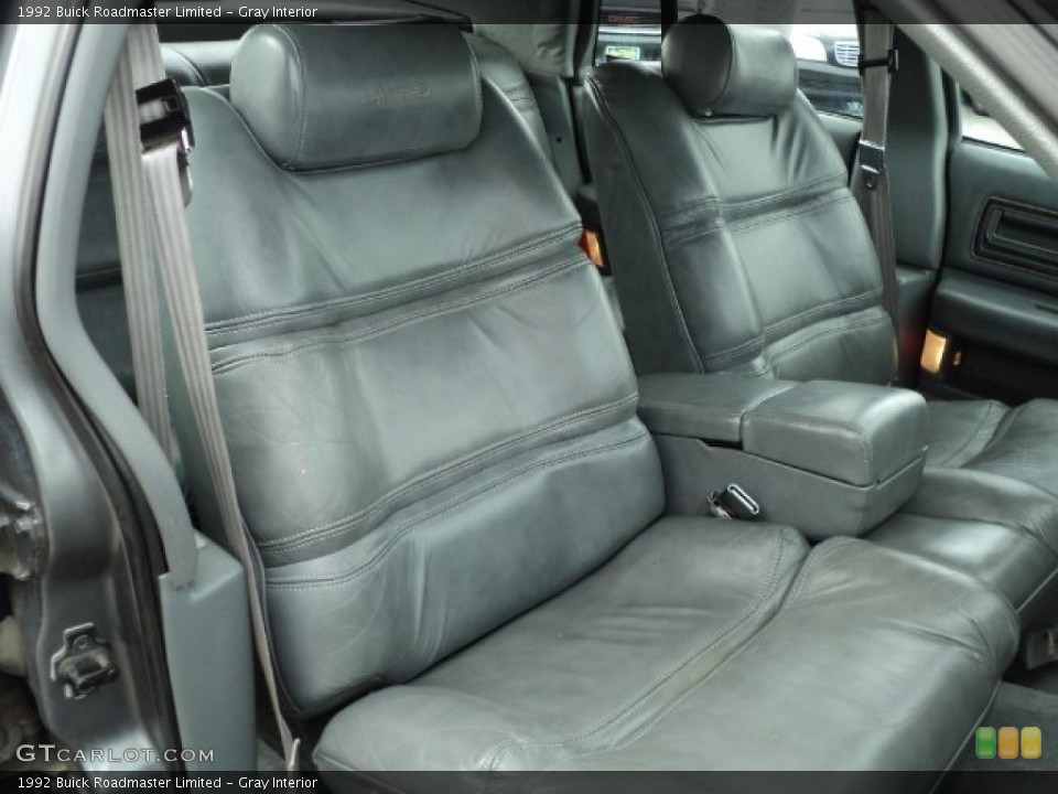 Gray Interior Photo for the 1992 Buick Roadmaster Limited #60874053