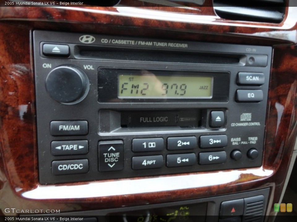 Beige Interior Audio System for the 2005 Hyundai Sonata LX V6 #60883596