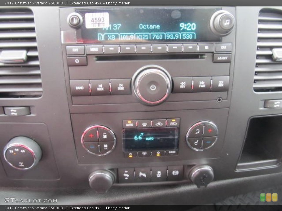 Ebony Interior Controls for the 2012 Chevrolet Silverado 2500HD LT Extended Cab 4x4 #60884170