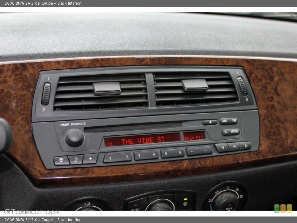 Black Interior Controls for the 2006 BMW Z4 3.0si Coupe #60889300