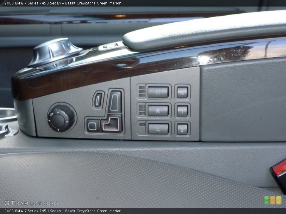 Basalt Grey/Stone Green Interior Controls for the 2003 BMW 7 Series 745Li Sedan #60899179