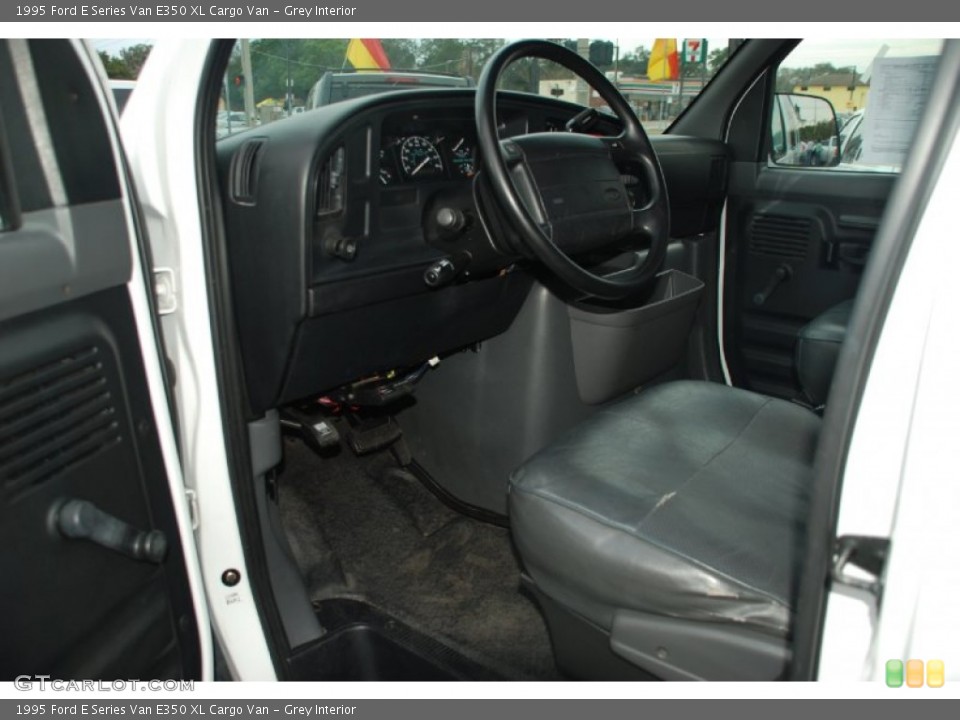 Grey Interior Photo for the 1995 Ford E Series Van E350 XL Cargo Van #60919748