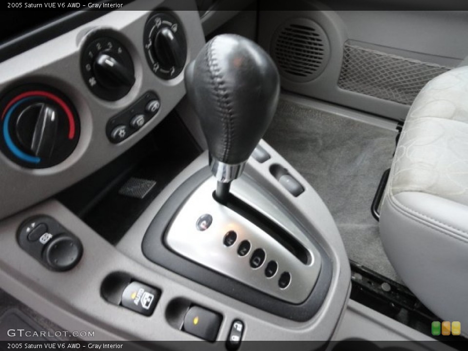 Gray Interior Transmission for the 2005 Saturn VUE V6 AWD #60925958