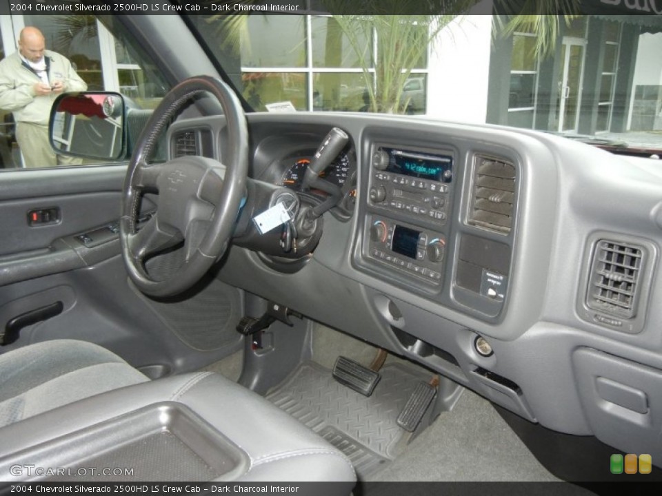 Dark Charcoal Interior Dashboard for the 2004 Chevrolet Silverado 2500HD LS Crew Cab #60944776