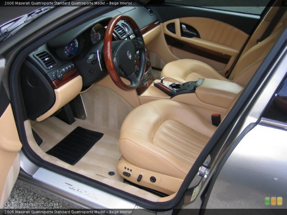 Beige Interior Photo for the 2006 Maserati Quattroporte  #60952217