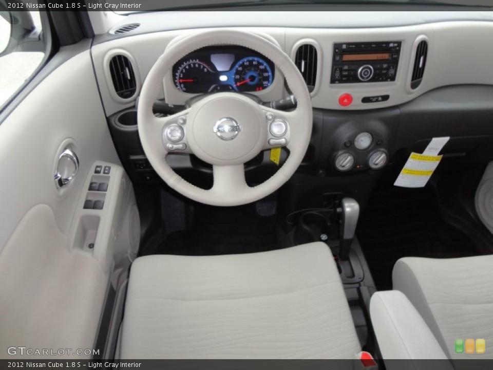 Light Gray Interior Dashboard for the 2012 Nissan Cube 1.8 S #60954405