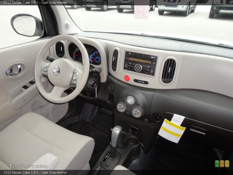 Light Gray Interior Dashboard for the 2012 Nissan Cube 1.8 S #60954459