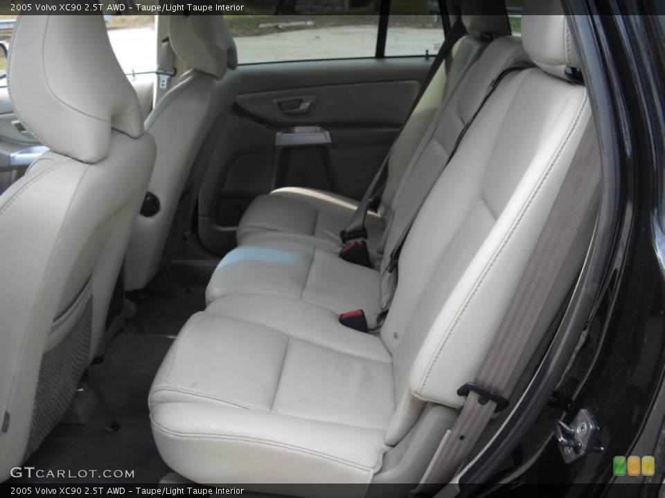 Taupe/Light Taupe Interior Photo for the 2005 Volvo XC90 2.5T AWD #60960591