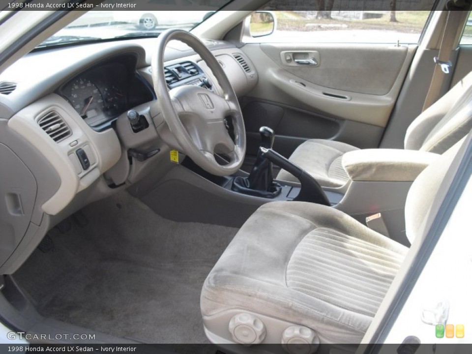 Ivory Interior Photo for the 1998 Honda Accord LX Sedan #60960723