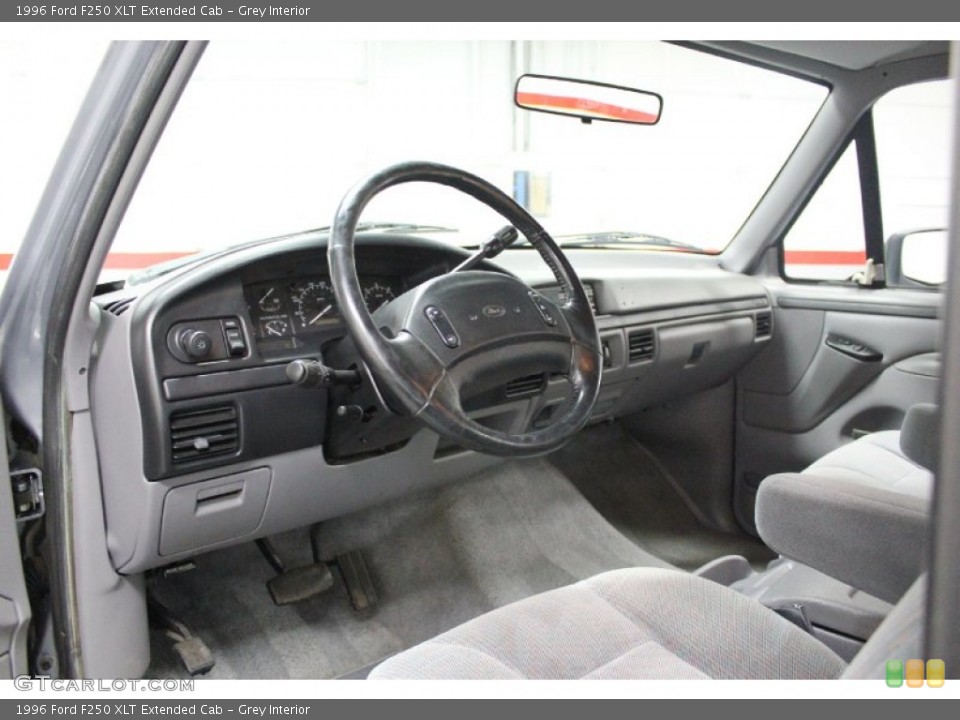 Grey Interior Photo for the 1996 Ford F250 XLT Extended Cab #60969546