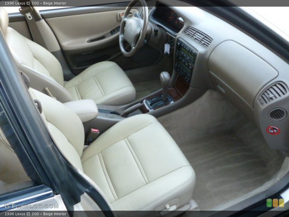 Beige Interior Photo for the 1996 Lexus ES 300 #60970689