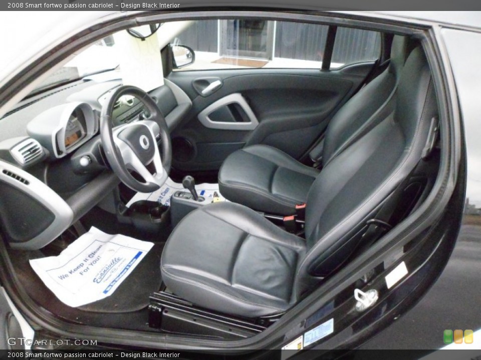 Design Black Interior Photo for the 2008 Smart fortwo passion cabriolet #60975019