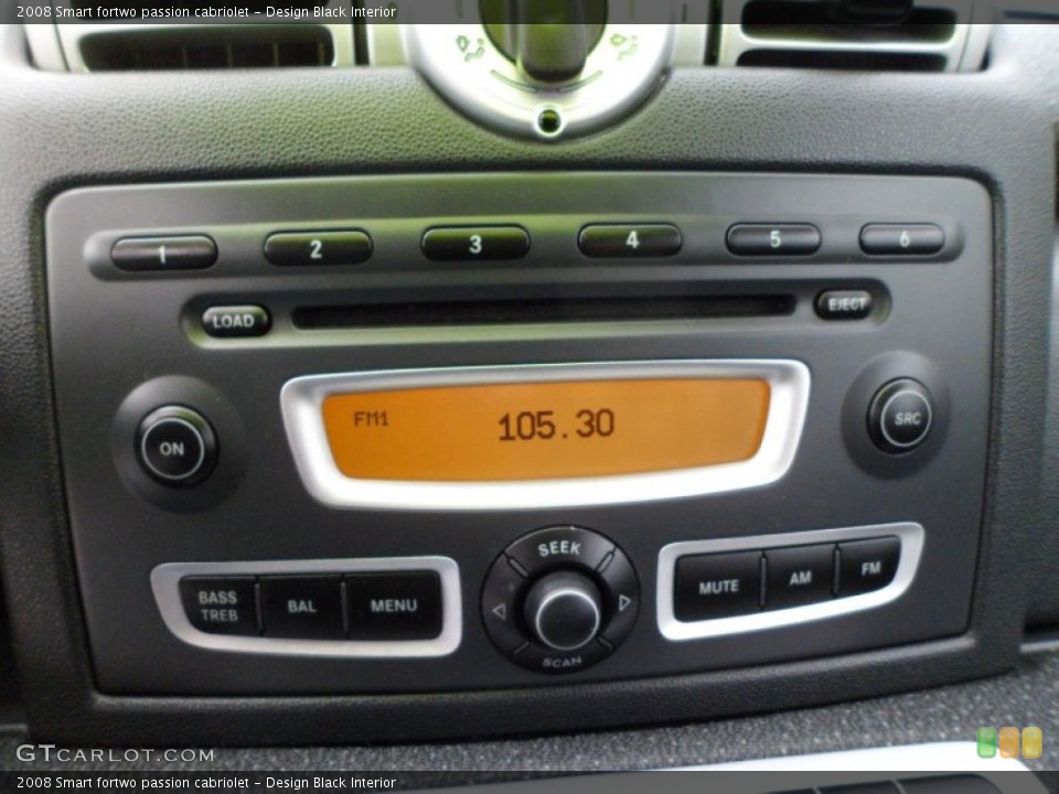 Design Black Interior Audio System for the 2008 Smart fortwo passion cabriolet #60975037