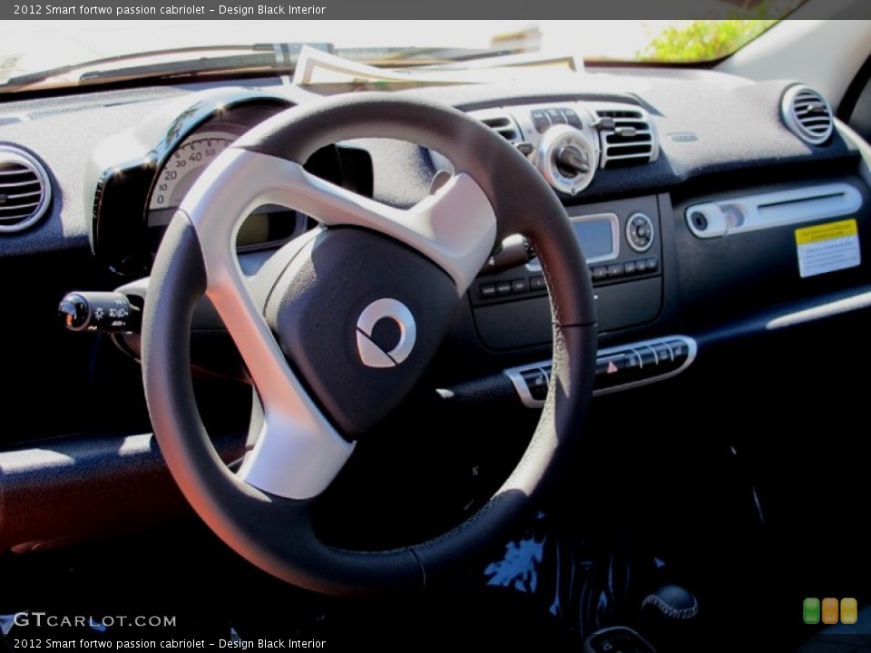 Design Black Interior Dashboard for the 2012 Smart fortwo passion cabriolet #60986959