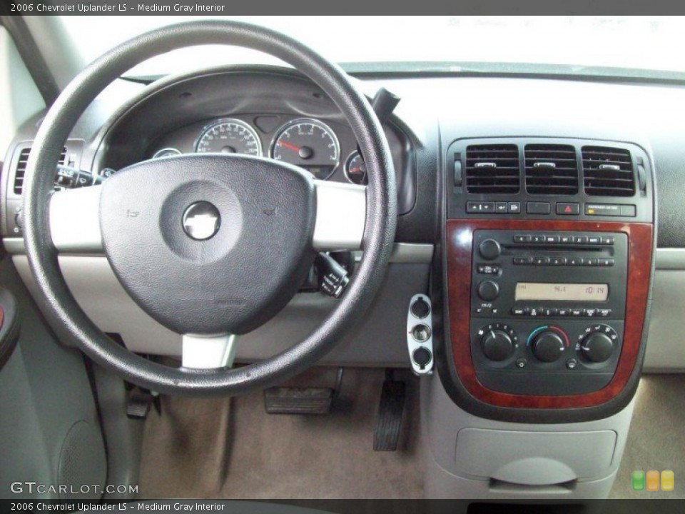 Medium Gray Interior Dashboard for the 2006 Chevrolet Uplander LS #60987078