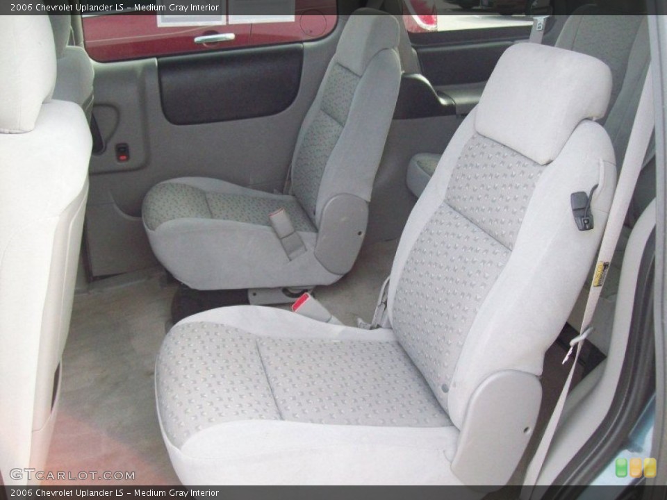 Medium Gray Interior Rear Seat for the 2006 Chevrolet Uplander LS #60987182