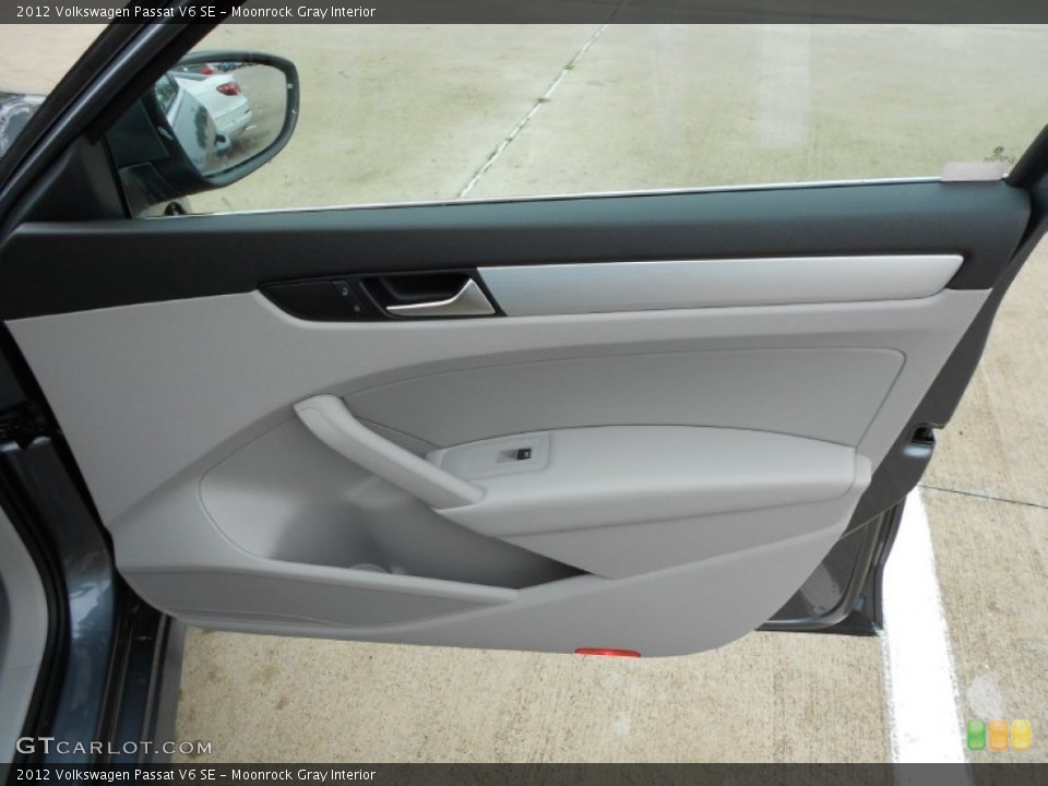 Moonrock Gray Interior Door Panel for the 2012 Volkswagen Passat V6 SE #60990403