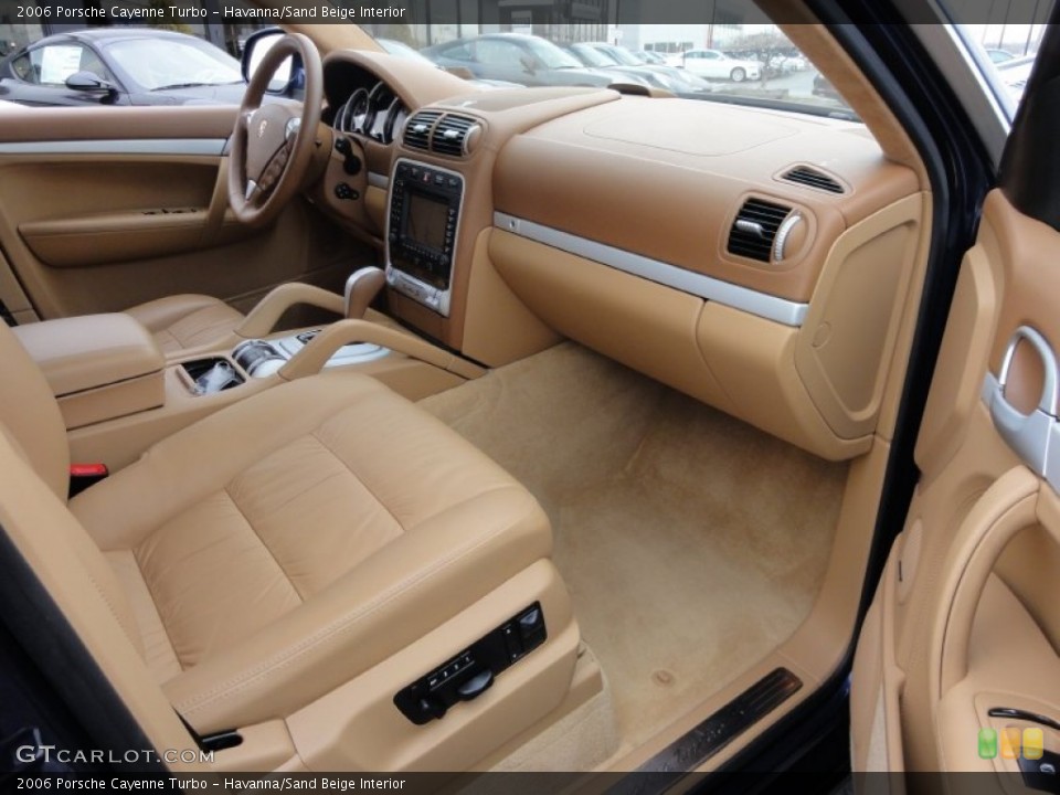 Havanna/Sand Beige Interior Dashboard for the 2006 Porsche Cayenne Turbo #61001917