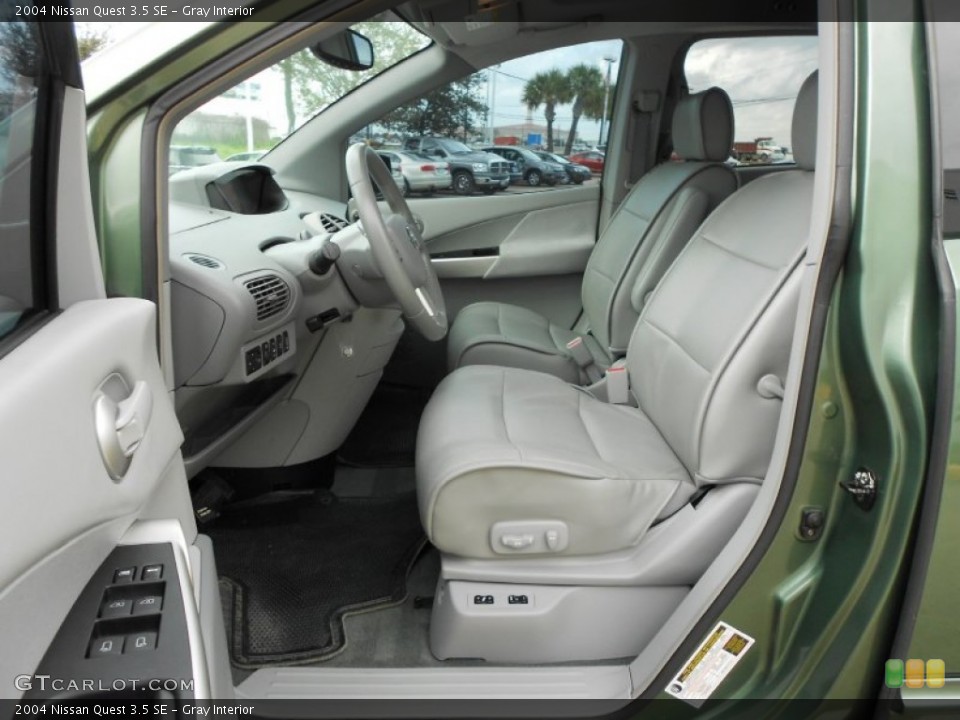 Gray Interior Photo for the 2004 Nissan Quest 3.5 SE #61037063