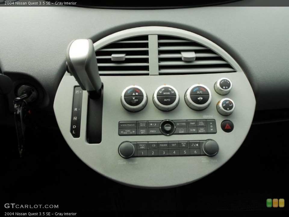 Gray Interior Controls for the 2004 Nissan Quest 3.5 SE #61037162
