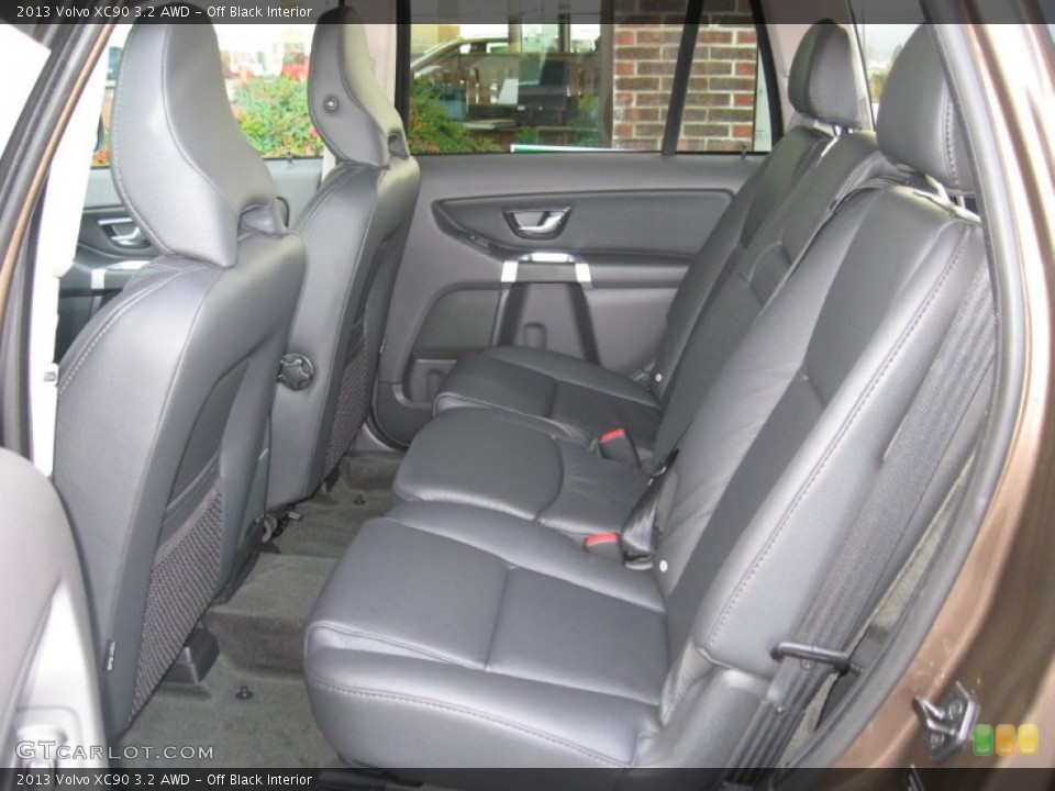 Off Black Interior Photo for the 2013 Volvo XC90 3.2 AWD #61039591