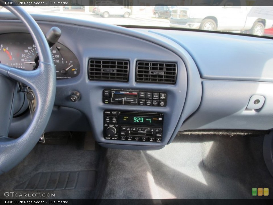 Blue Interior Dashboard for the 1996 Buick Regal Sedan #61041727