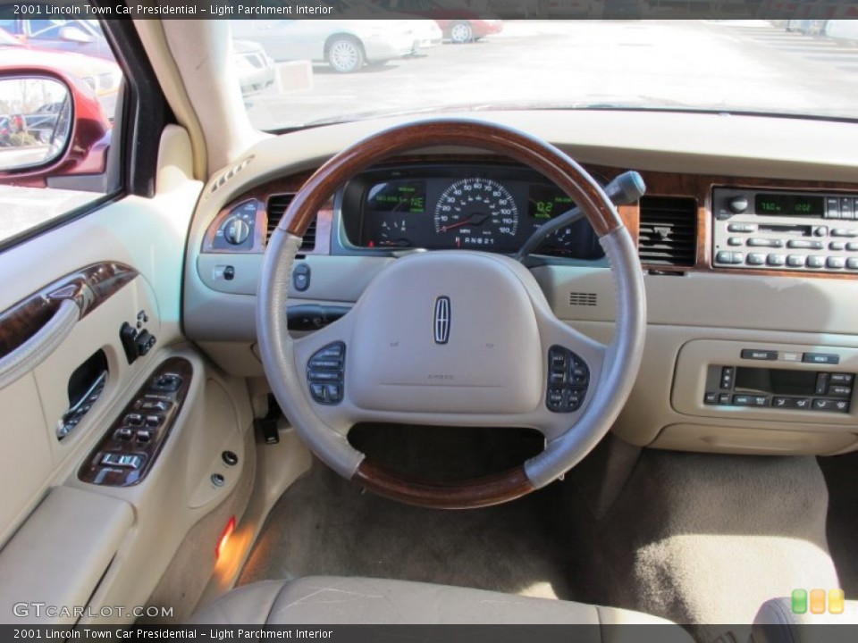 Light Parchment Interior Steering Wheel for the 2001 Lincoln Town Car Presidential #61042861