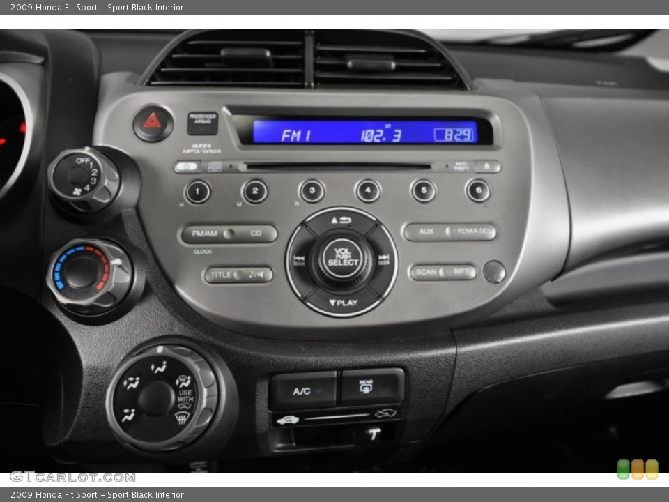 Sport Black Interior Controls for the 2009 Honda Fit Sport #61045822