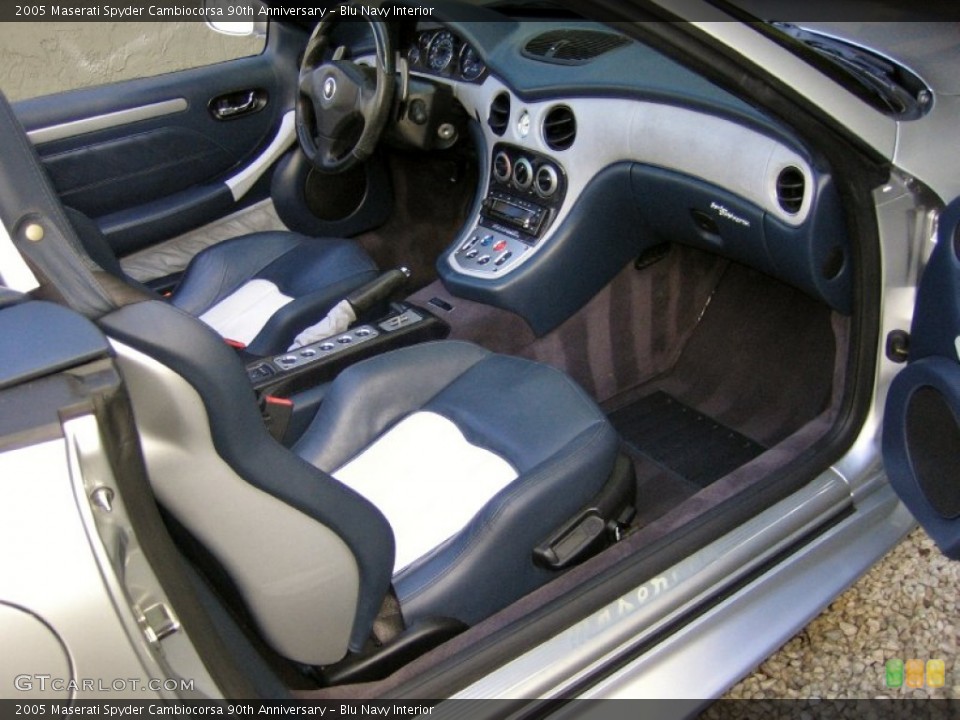 Blu Navy Interior Photo for the 2005 Maserati Spyder Cambiocorsa 90th Anniversary #61047736