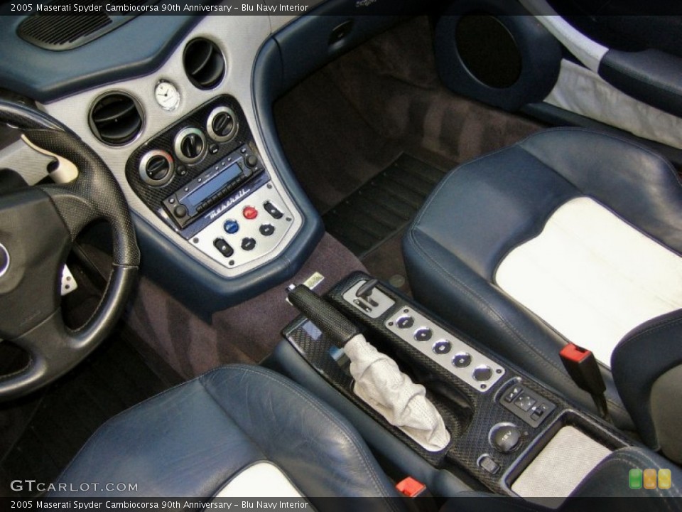 Blu Navy Interior Photo for the 2005 Maserati Spyder Cambiocorsa 90th Anniversary #61047862