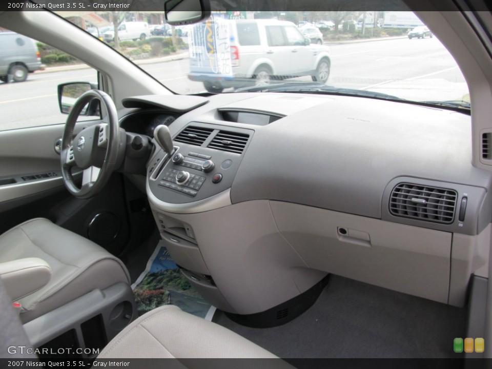 Gray Interior Dashboard for the 2007 Nissan Quest 3.5 SL #61048183