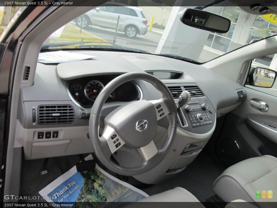 Gray Interior Photo for the 2007 Nissan Quest 3.5 SL #61048195