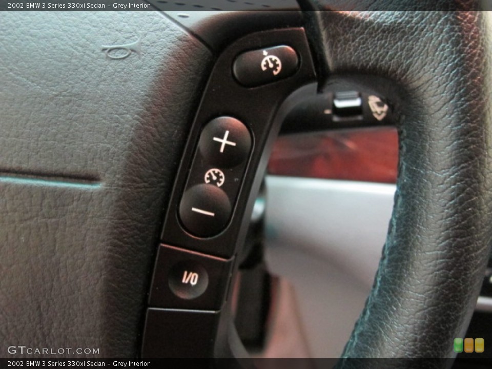 Grey Interior Controls for the 2002 BMW 3 Series 330xi Sedan #61053955