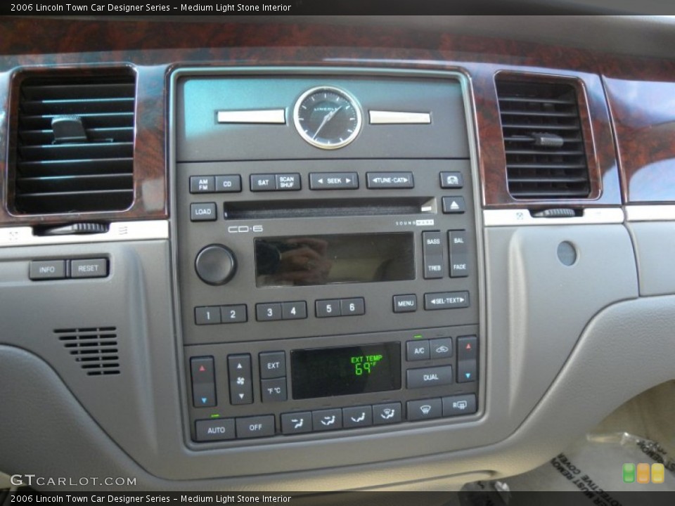 Medium Light Stone Interior Controls for the 2006 Lincoln Town Car Designer Series #61057678