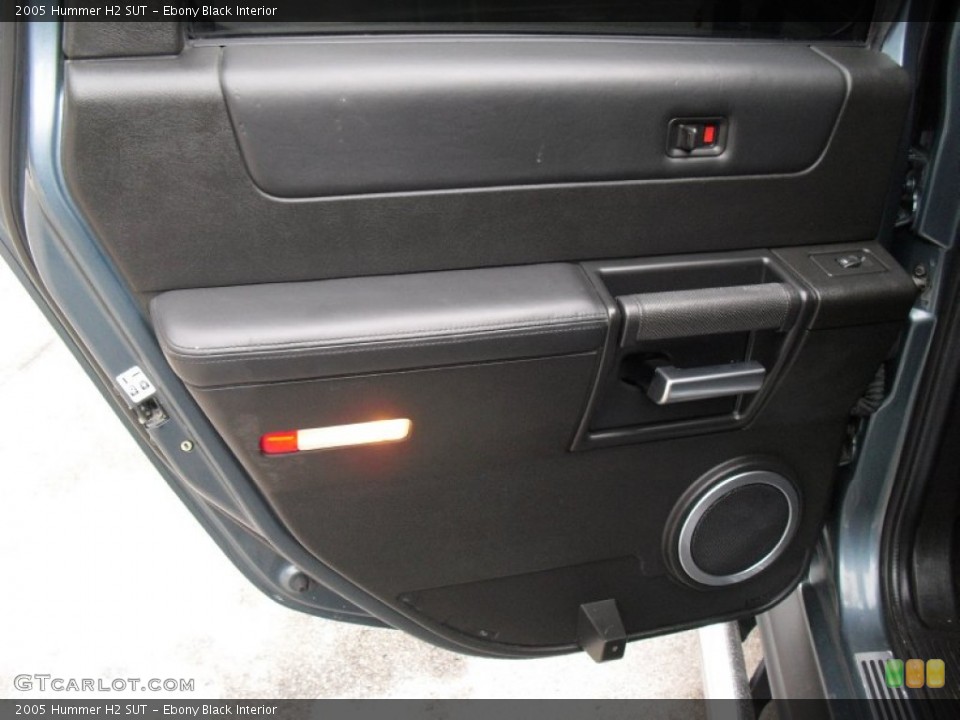 Ebony Black Interior Door Panel for the 2005 Hummer H2 SUT #61059727