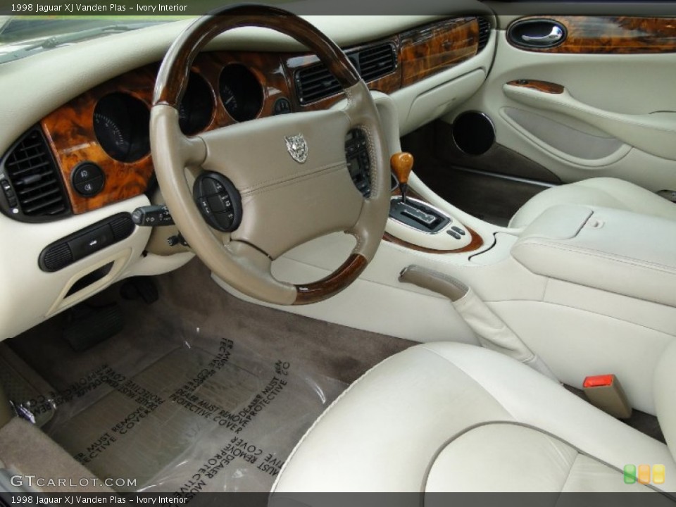 Ivory Interior Photo for the 1998 Jaguar XJ Vanden Plas #61062943