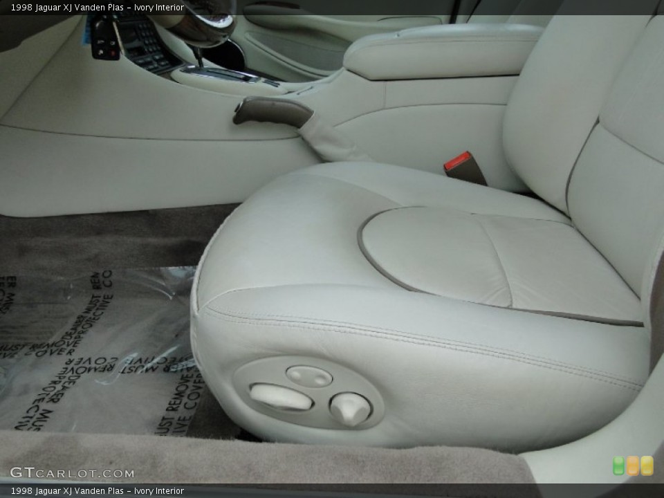 Ivory Interior Front Seat for the 1998 Jaguar XJ Vanden Plas #61062961