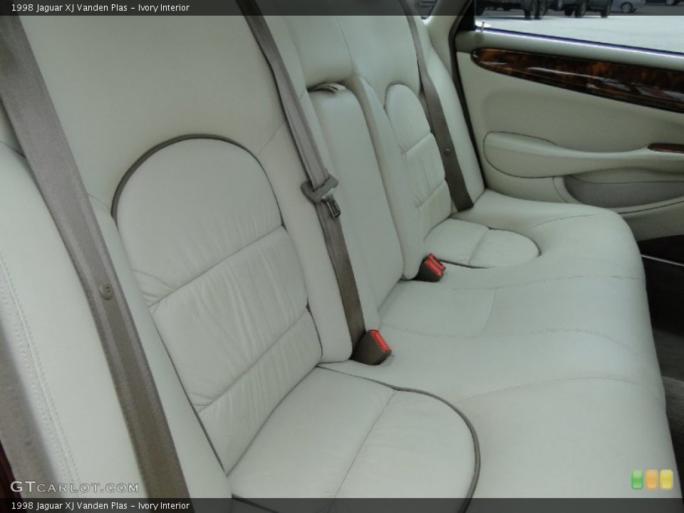 Ivory Interior Photo for the 1998 Jaguar XJ Vanden Plas #61063093