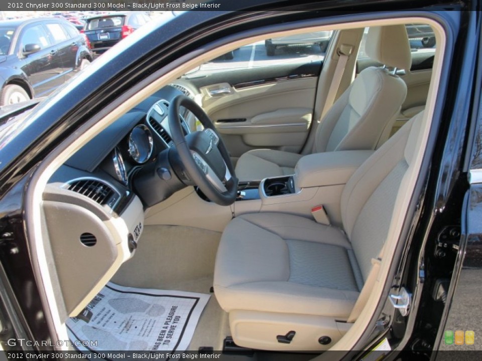 Black/Light Frost Beige Interior Photo for the 2012 Chrysler 300  #61079002